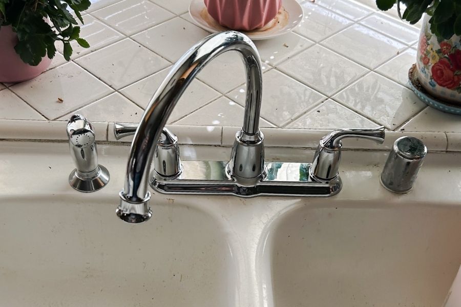 Faucet Installation Repair in Aliante NV